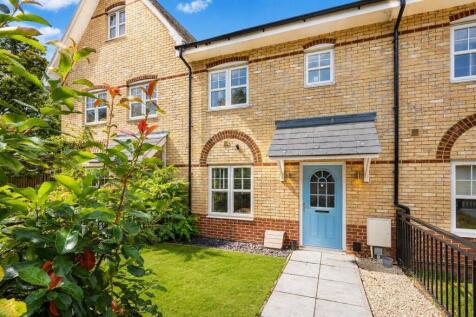 Forbury Close, Knaphill, Woking, GU21