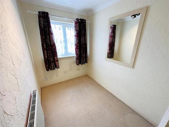 2 bed Semi-Detached for sale Image 7
