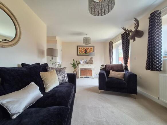 3 bed Semi-Detached for sale Image 5