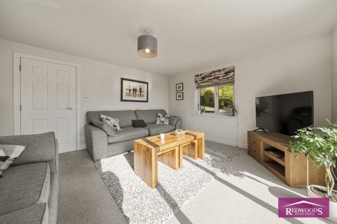 4 bed Link Detached House for sale Image 12