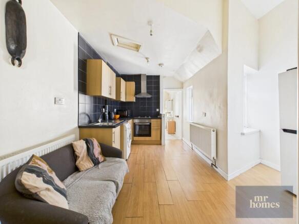 1st Floor Flat