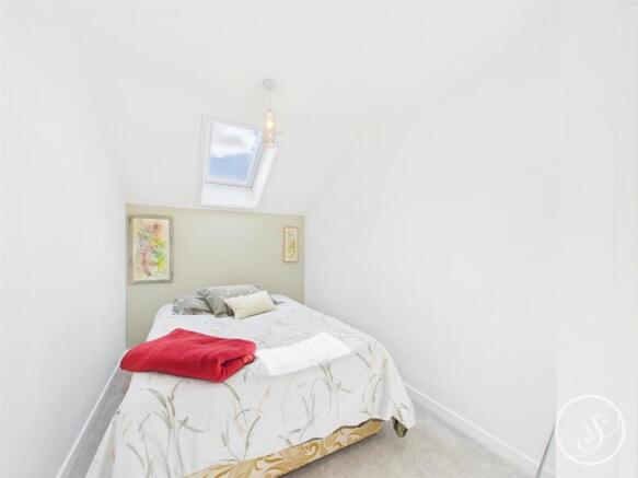 2 bed Flat for sale Image 12