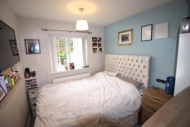 4 bed Detached to rent Image 12