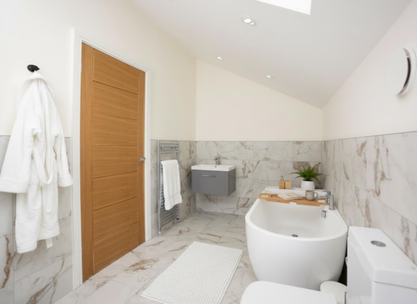 4 bed Semi-Detached for sale Image 6
