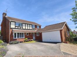 41, Abbots Way, Sherborne DT9 6DU