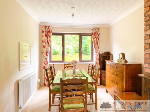 3 bed Detached Bungalow for sale Image 7