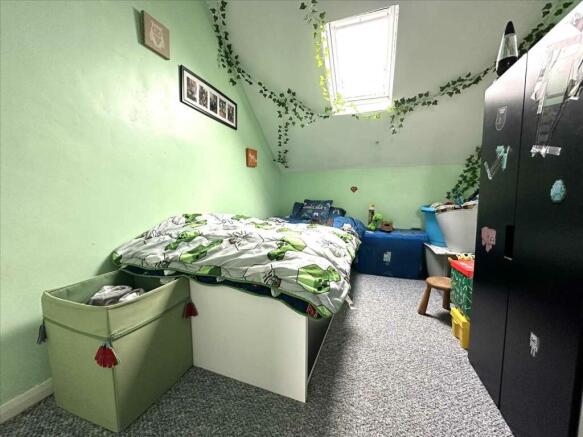 Bedroom (front)