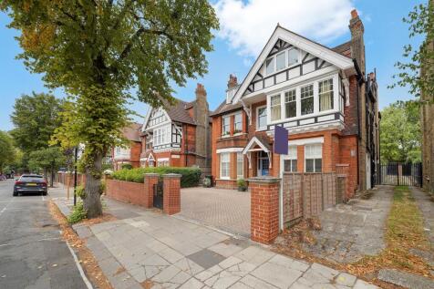 Blakesley Avenue, London