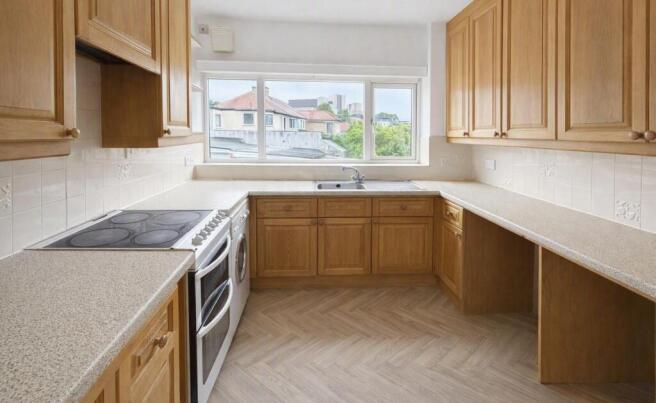 kitchen .jpg