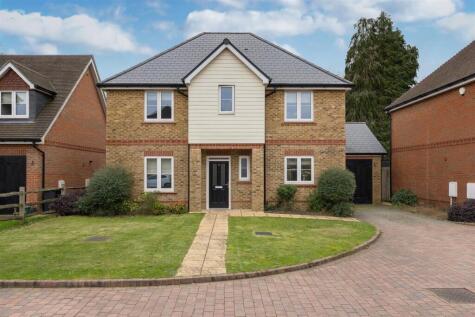 Foresters Way, Pease Pottage, Crawley