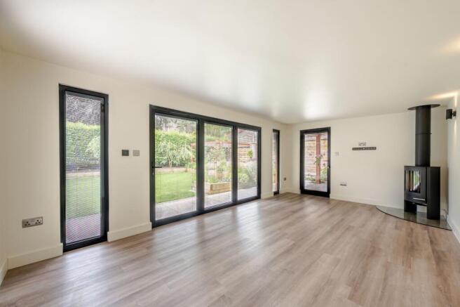 3 bed Detached for sale Image 10