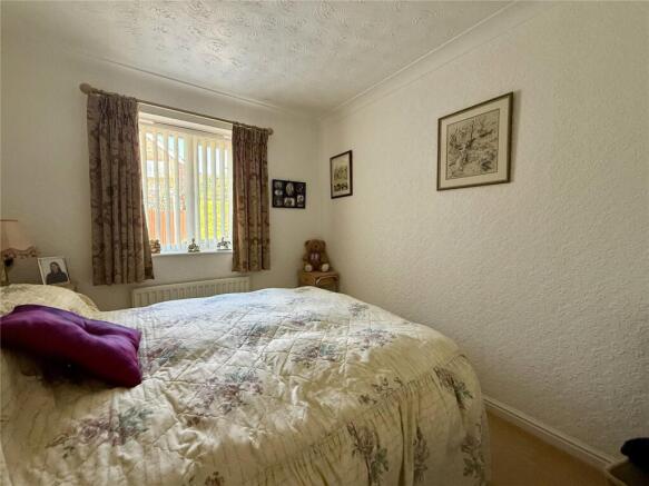 2 bed Bungalow for sale Image 8