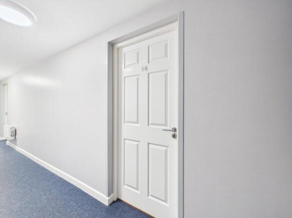 1 bed Flat for sale Image 10