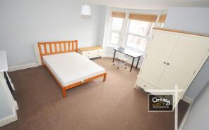 72, Newcombe Road, Southampton SO15 2FS