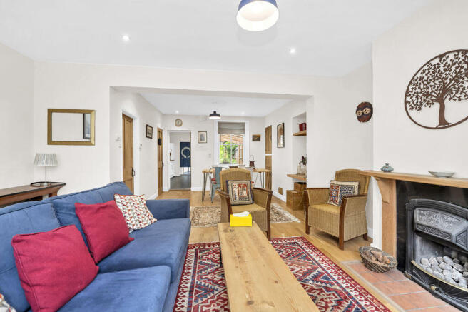 Sitting/Dining Room