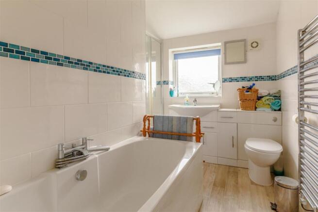 8388233-interior08.jpg