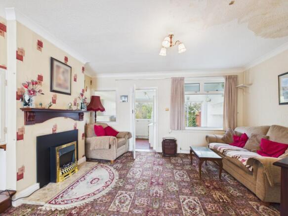 3 bed Terraced for sale Image 4