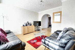 17, Warwick Crescent, Hayes UB4 8RF