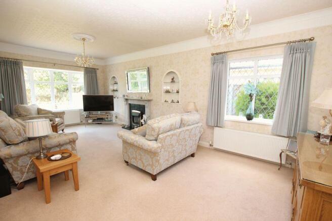 Lounge photo 2