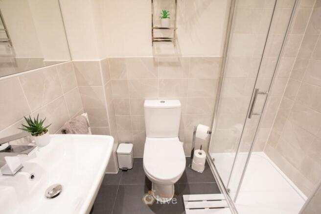 4 bed Detached for sale Image 12