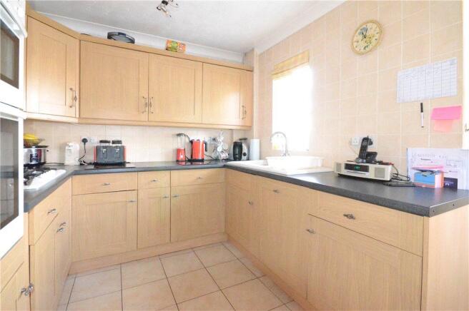 Kitchen 01
