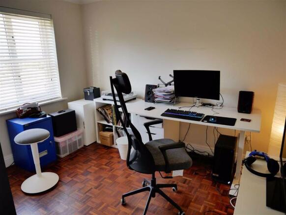 Photo 6