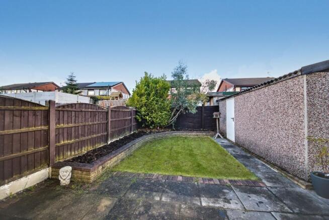 Russeldene Road, Wigan, WN3 photo 4