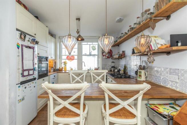 Sitting Room/Kitchen
