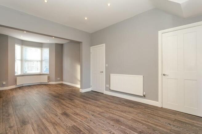 2 bed Terraced for sale Image 8