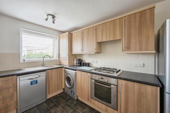 3 bed Town House for sale Image 5
