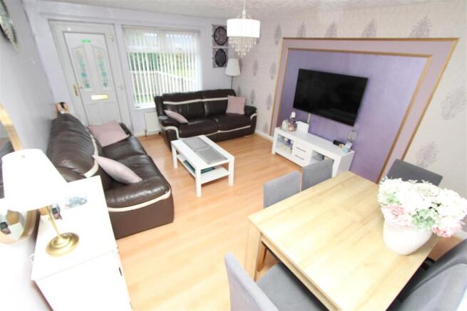 Arnford Close, off Otley Road, Bradford photo 3