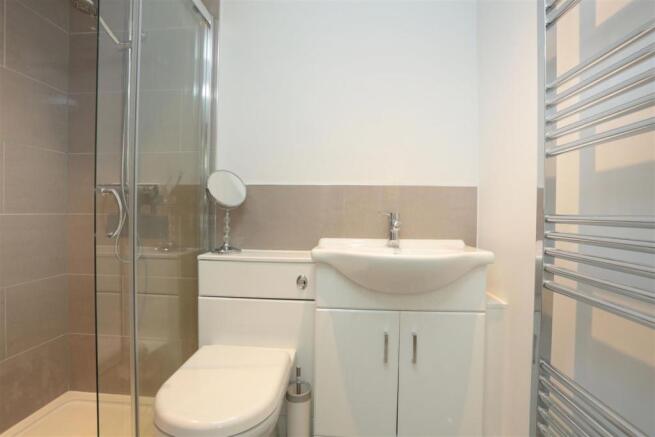 1 Glen Avon Court 24