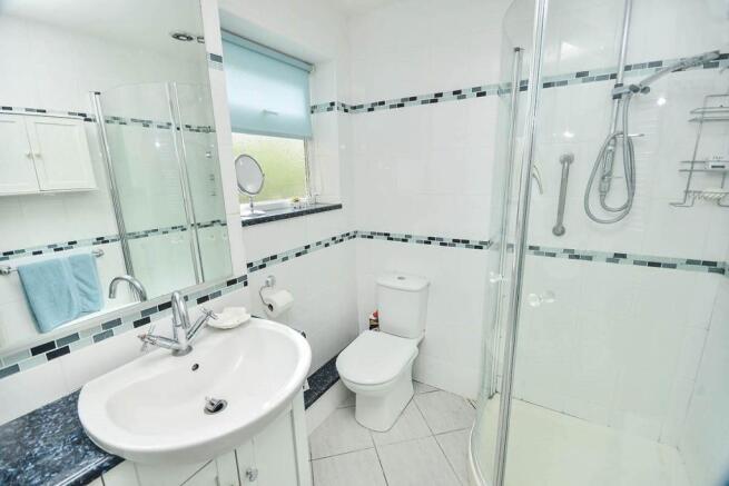 En-Suite Shower / WC
