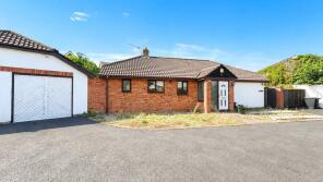 Windermere, Exeter Road, Rockwell Green, Wellington TA21 9PY