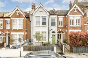 Flat B, 121, Goodrich Road, London SE22 0ER