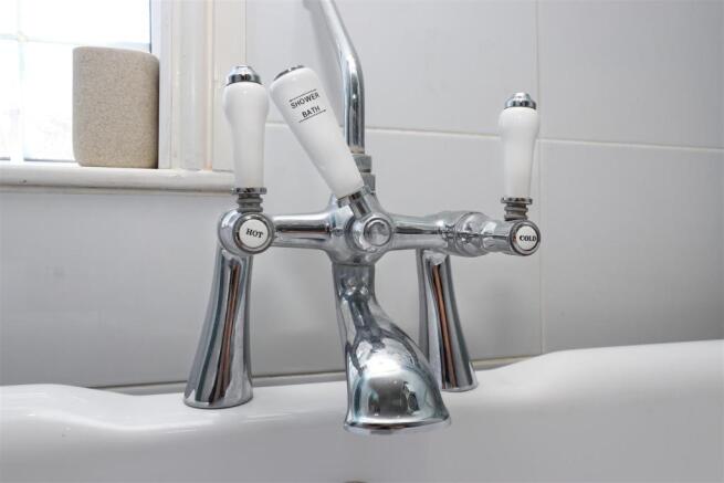 Bath Taps.jpg