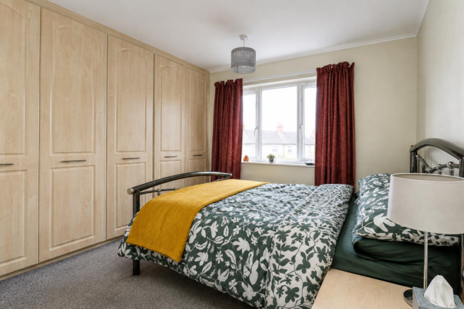 3 bed Semi-Detached for sale Image 9