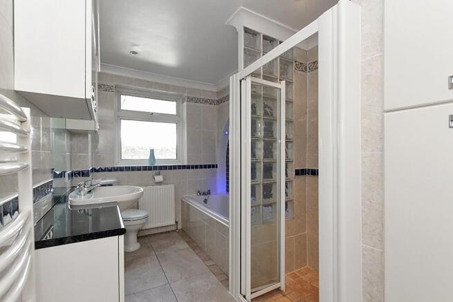 Ace-Bathroom_1.jpg