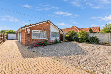 Main Road, Rollesby, Great Yarmouth