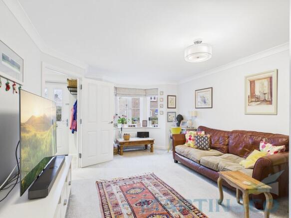 CAM01059G0-PR0323...