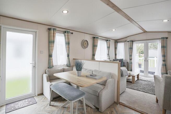2 bed Lodge for sale Image 12