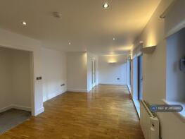 Flat 11, 547 Reservoir Studios, Cable Street, London E1W 3EW