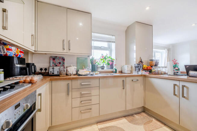 1403035-13-697362...