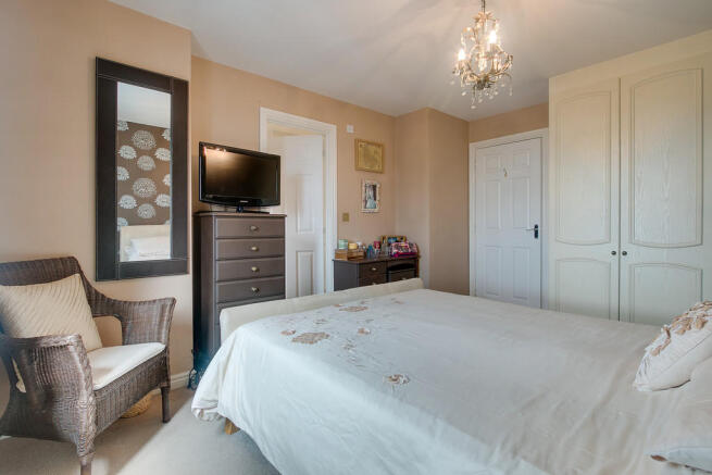 Master Bedroom - ...