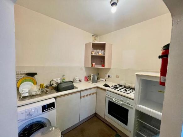 1 bedroom Semi Detached for rent