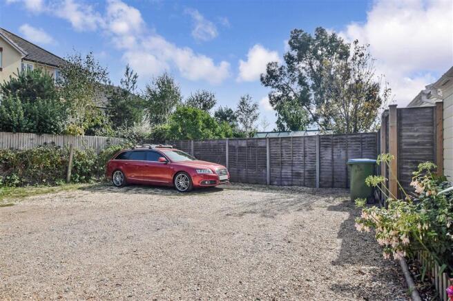 Driveway/Parking