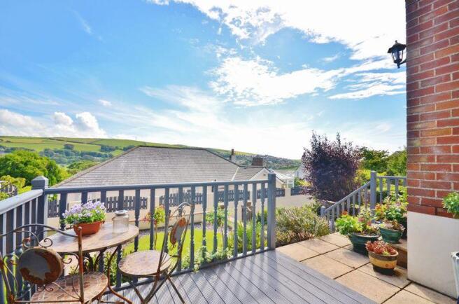 Front garden view