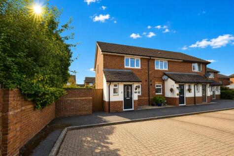 Parish Close, Ash, Surrey, GU12