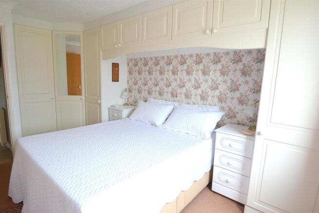 22SOUTHDOWNBED2.JPG
