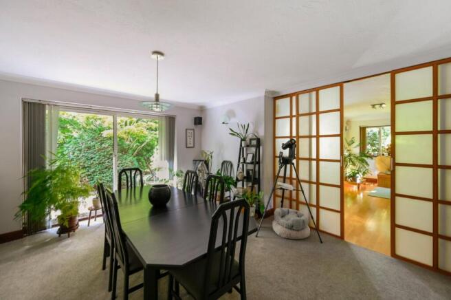 Bockhanger, Kennington, Ashford, Kent, TN25 photo 4